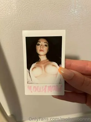 Mollymoonnn