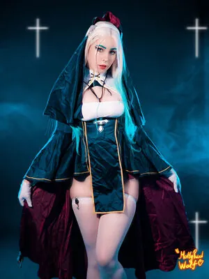 MollyRedWolf