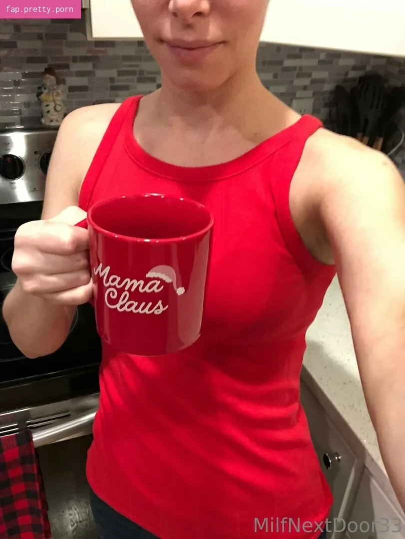 momnextdoor33 - Photo #38