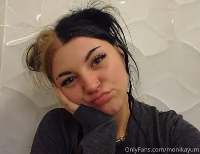 monikayum