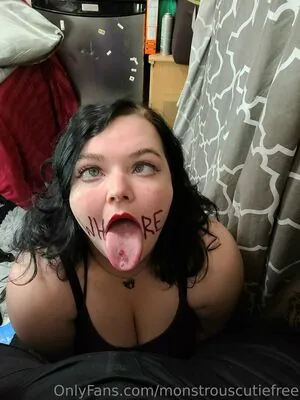 monstrouscutiefree