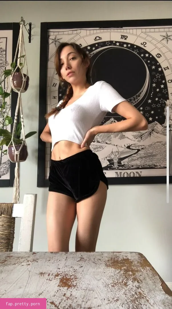 moonstreuxx - Photo #01