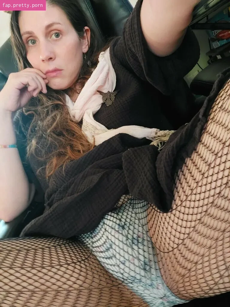 MothMomJess - Photo #66
