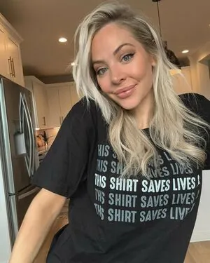 MacKenzie Porter