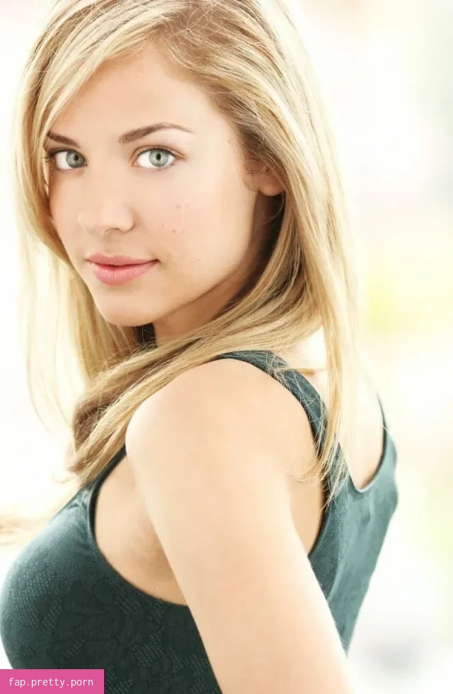 MacKenzie Porter - Photo #68