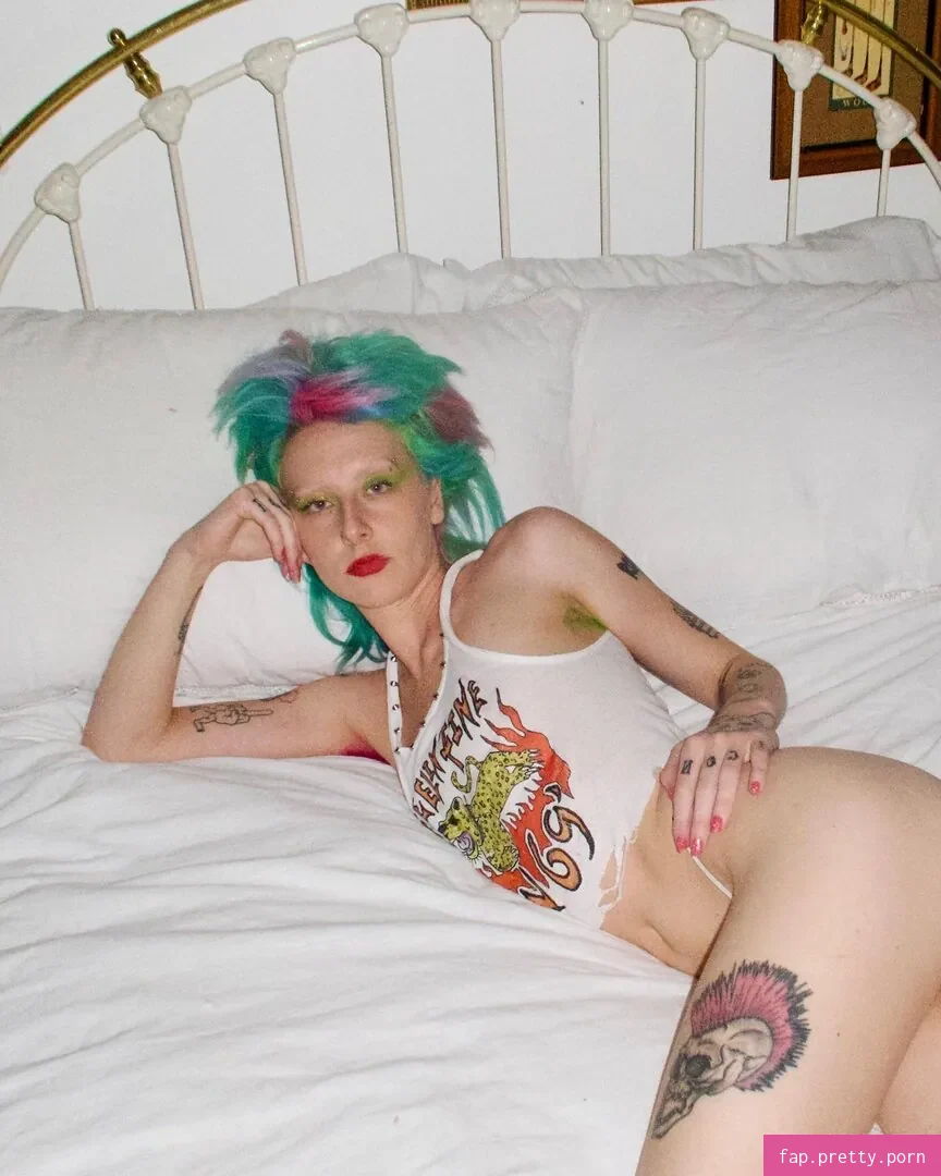 Morgan Presley - Photo #01