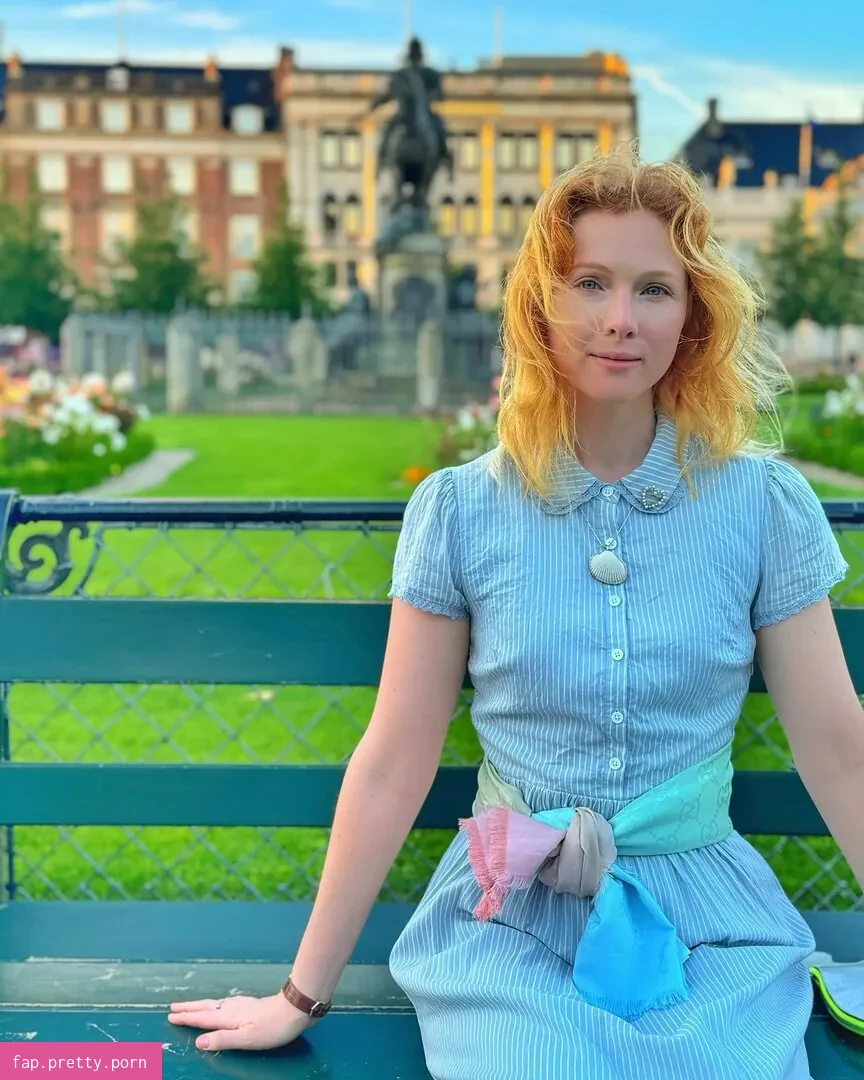 Molly Quinn - Photo #47