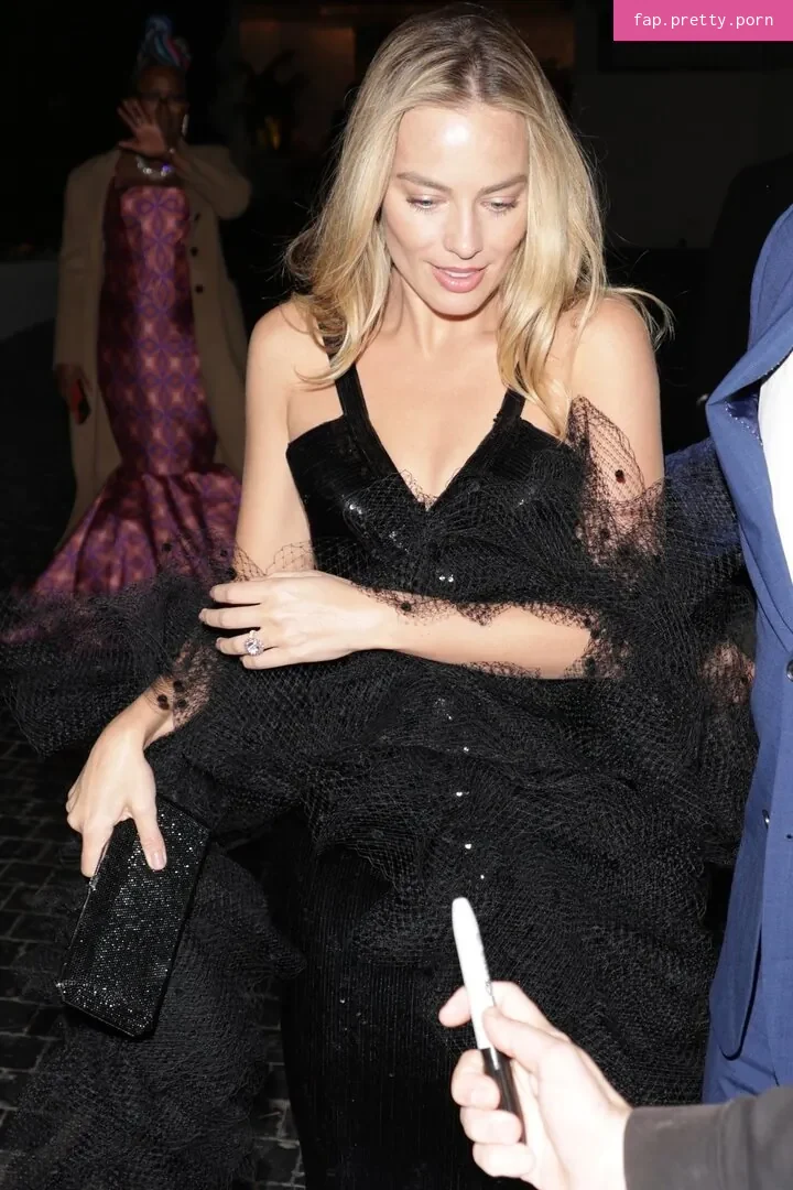 Margot Robbie - Photo #45