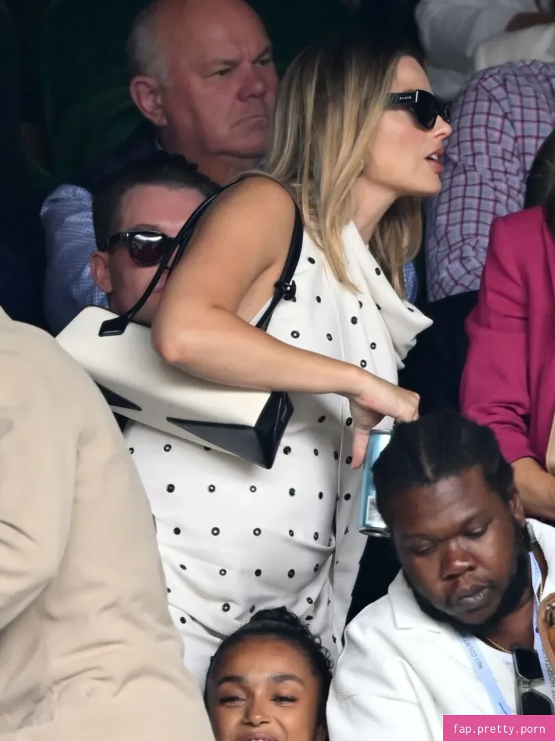 Margot Robbie - Photo #72