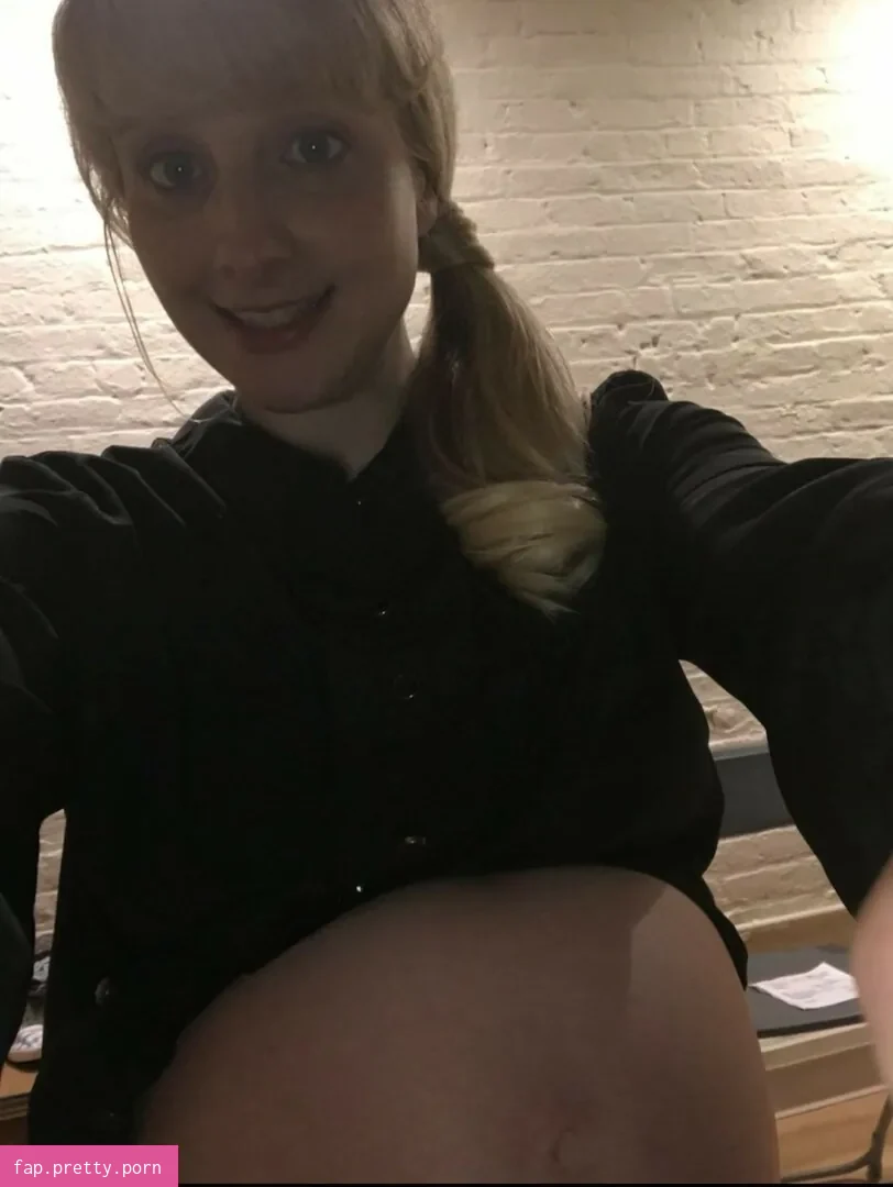 Melissa Rauch - Photo #02