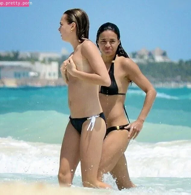 Michelle Rodríguez - Photo #05