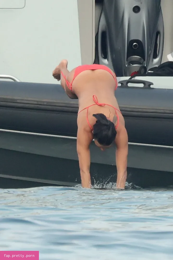 Michelle Rodriguez - Photo #04