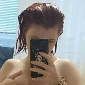 Mila Red