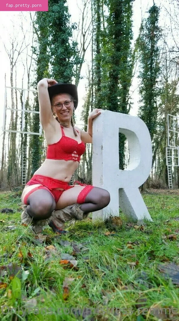mistress.remmel - Photo #17