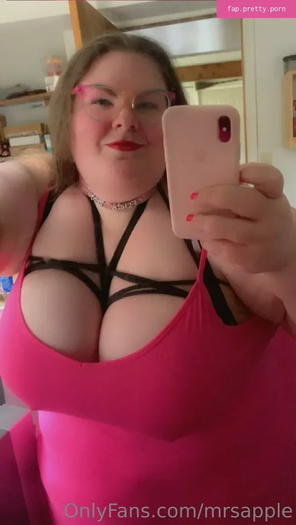 mrsapple - Photo #30