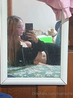Mama_she