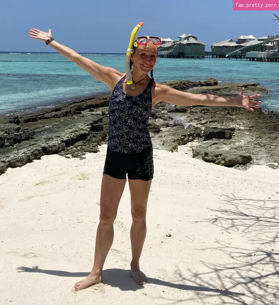 Michaela Strachan Swimming - Photo #25