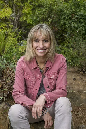 Michaela Strachan Swimming
