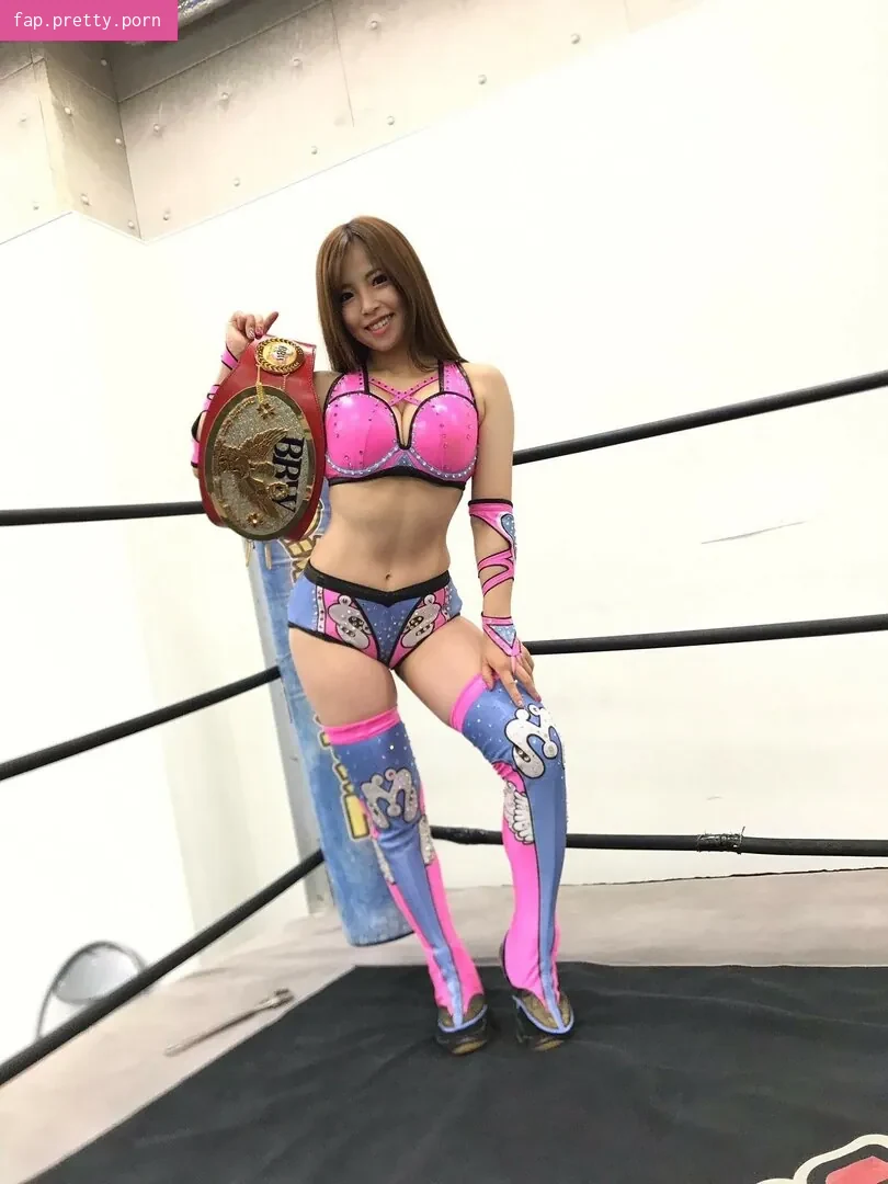 Mina Shirakawa - Photo #04
