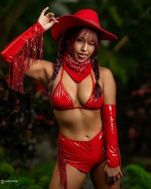 Mina Shirakawa