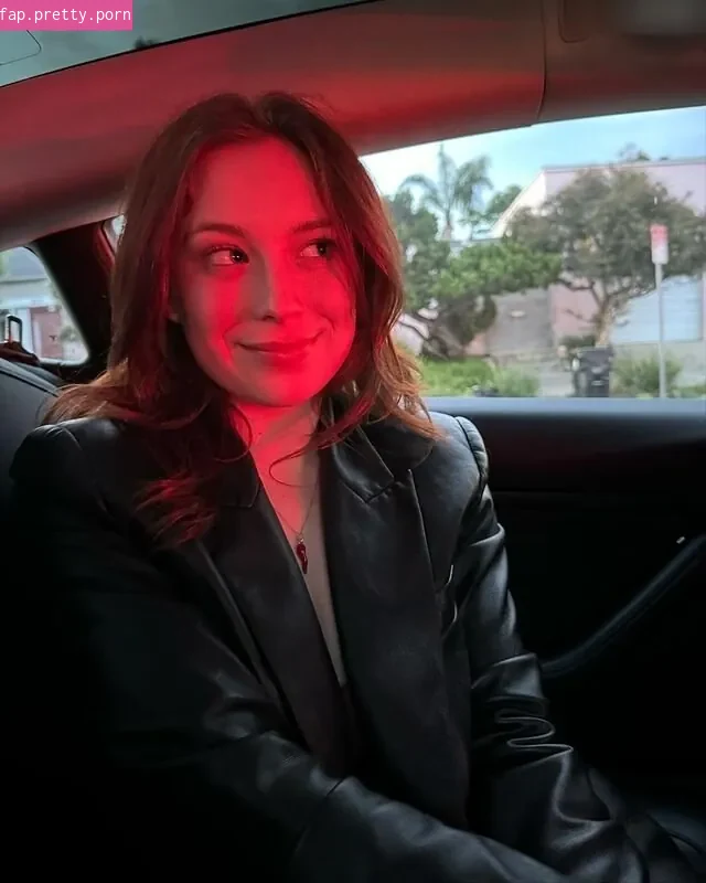 Mina Sundwall - Photo #27