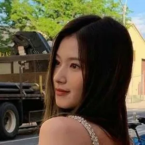 Minatozaki Sana (TWICE)