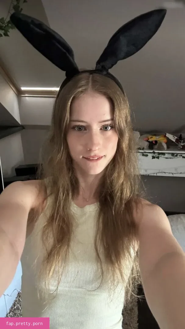 Mira Szalma - Photo #88