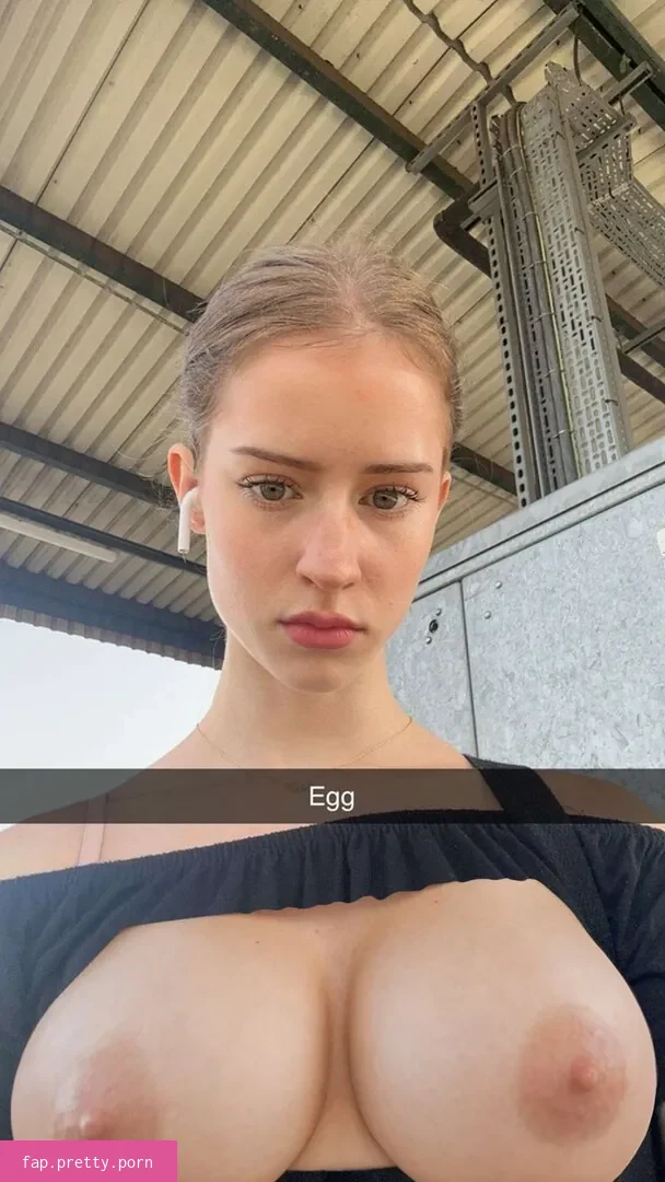 Mira Szalma Ai Porn - Photo #23