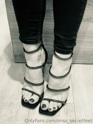 miss_secretfeet