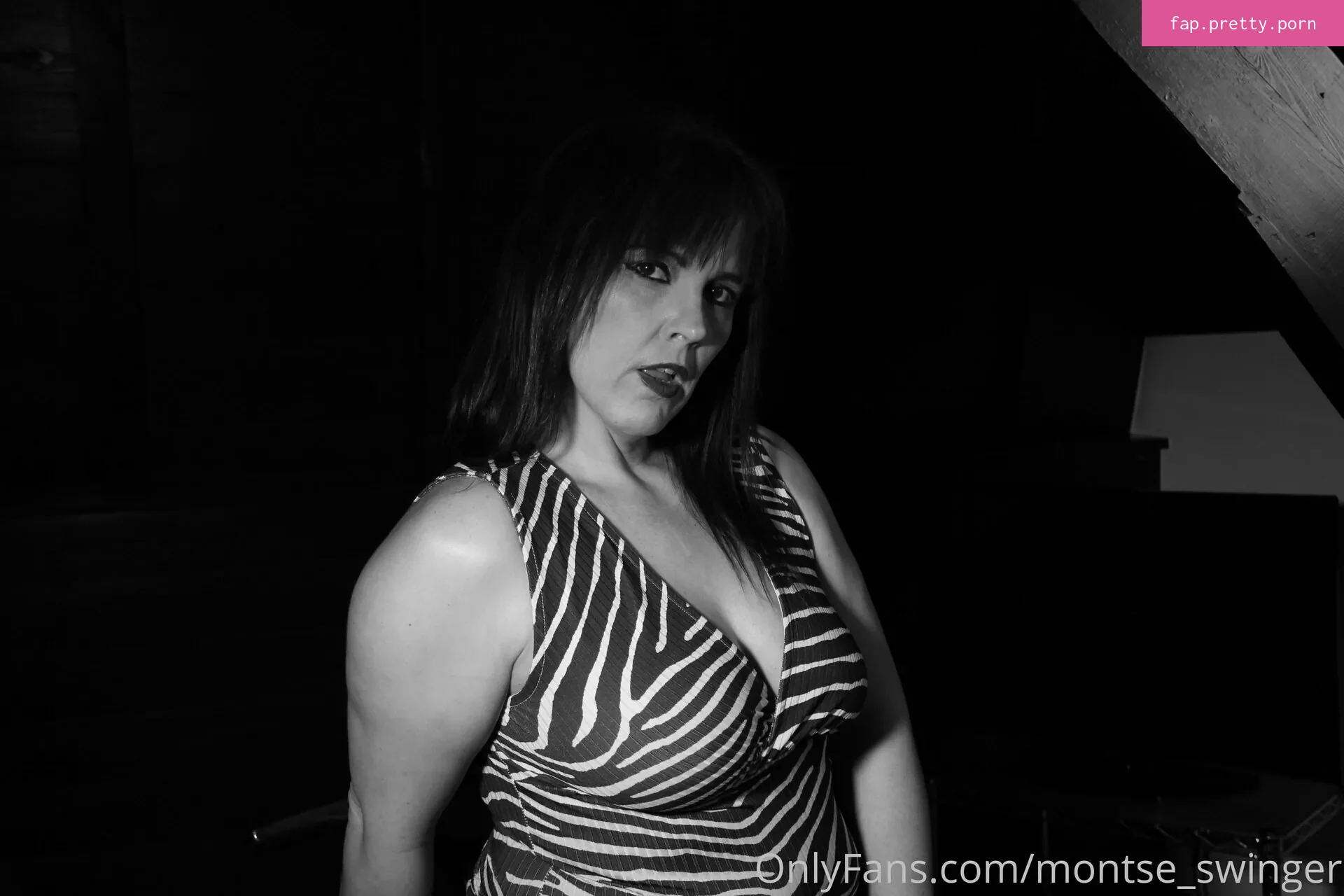 montse_swinger - Photo #01