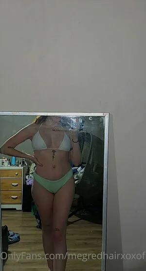 megredhairxoxo_tease