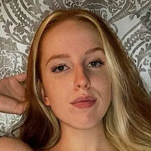 megredhairxoxo_tease