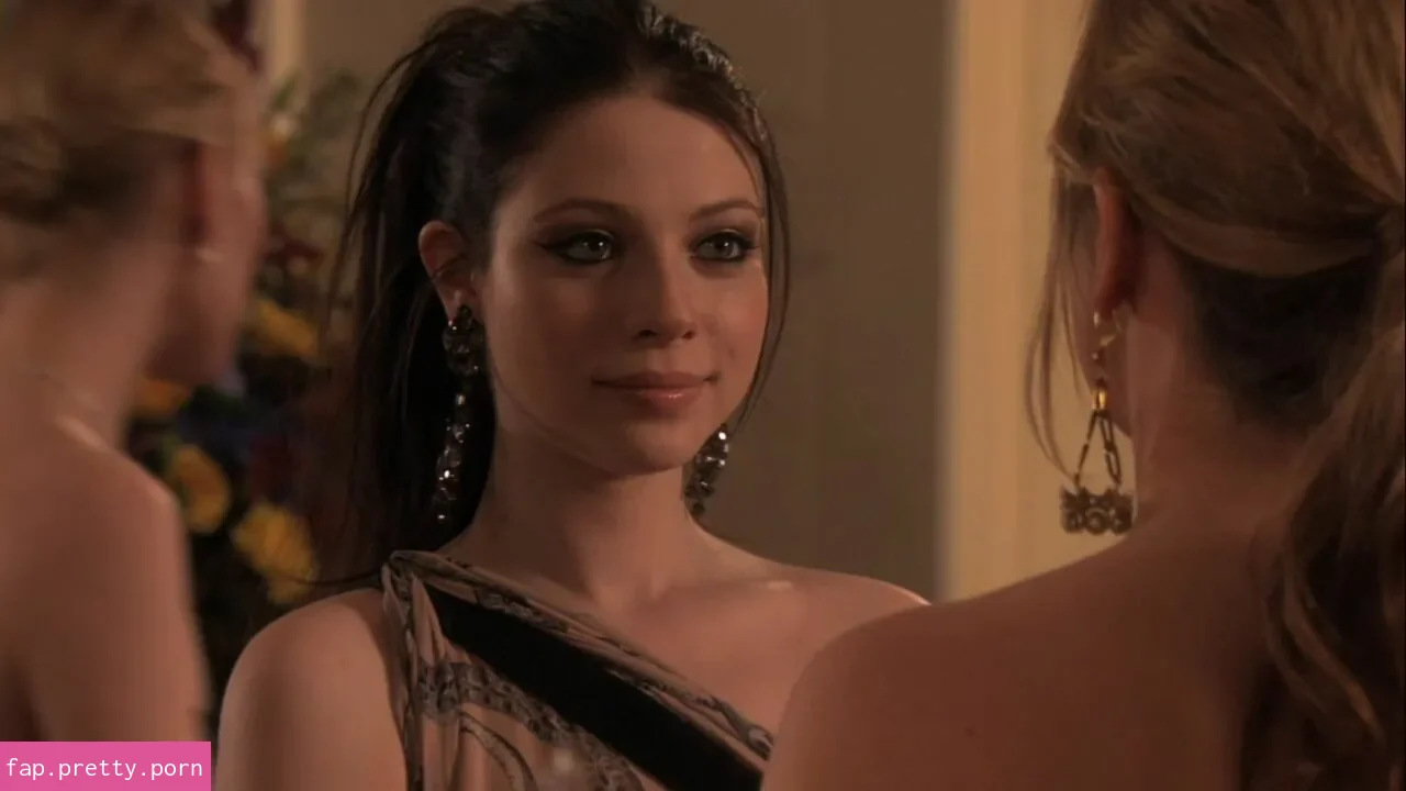Michelle Trachtenberg - Photo #68