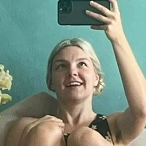 mischa_teases
