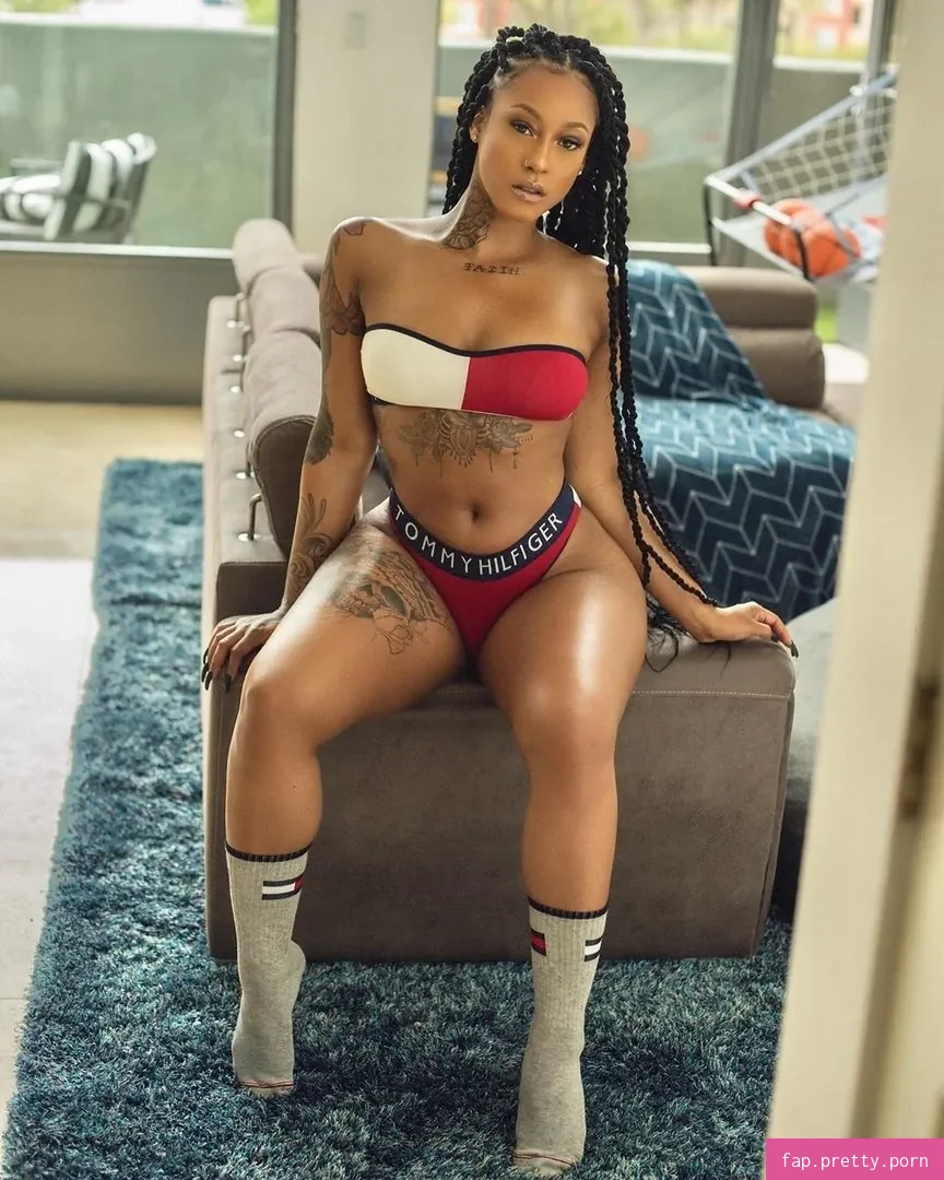 Mizz Twerksum - Photo #35