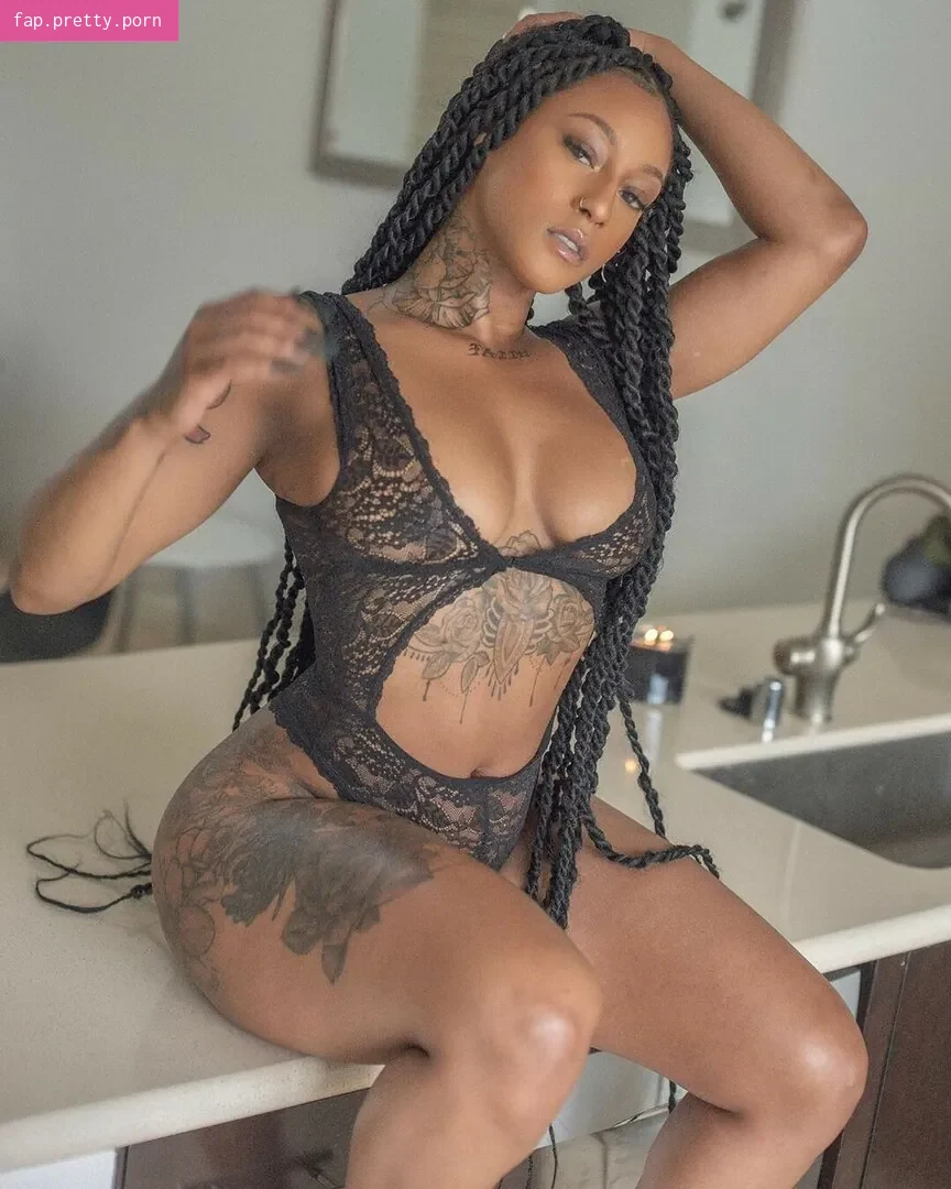 Mizz Twerksum - Photo #27