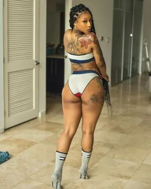 Mizz Twerksum