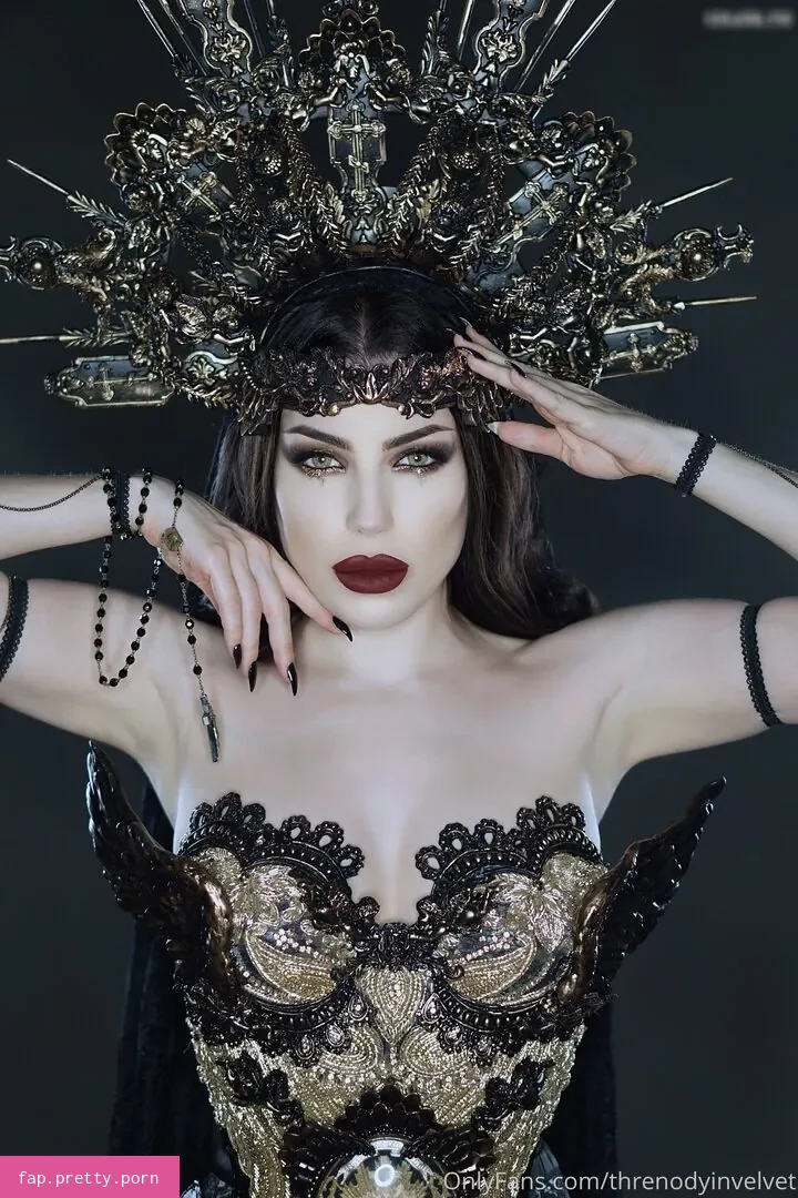Morgana Threnody in Velvet - Photo #45