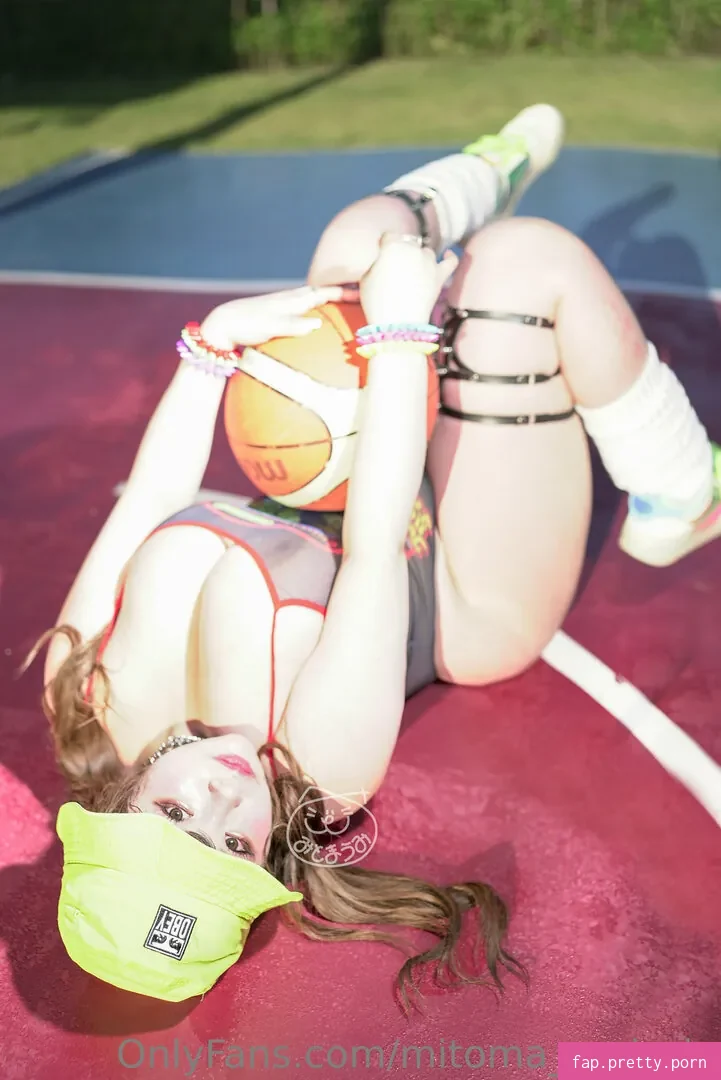 mitoma_umi_vip - Photo #00
