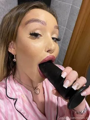 Melani VIP