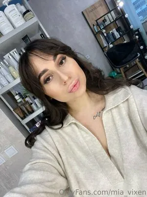 mia_vixen