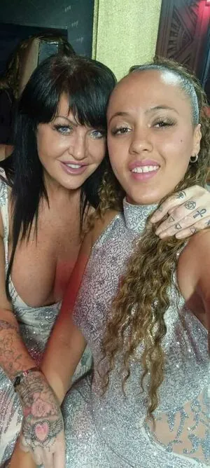 Mother_vs_Daughter