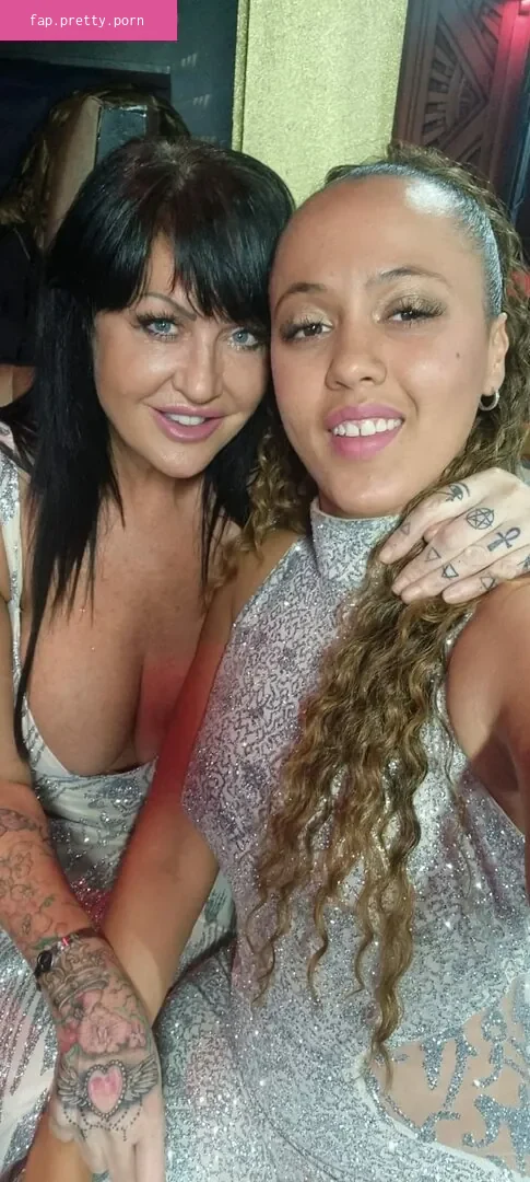 Mother_vs_Daughter - Photo #18