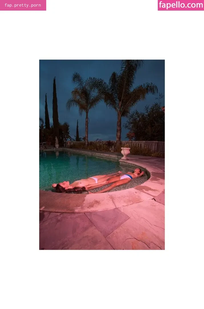 Maggie White - Photo #27