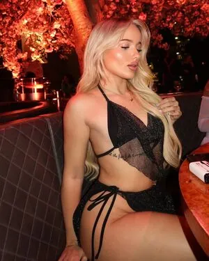 Mia Winward Dunn