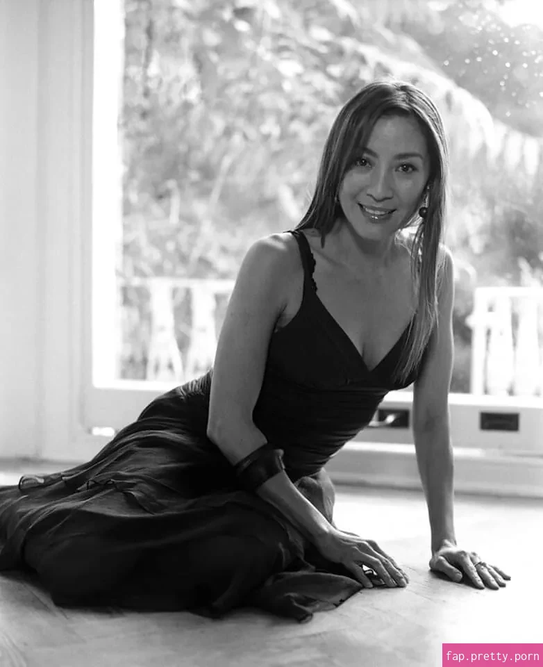 Michelle Yeoh - Photo #54
