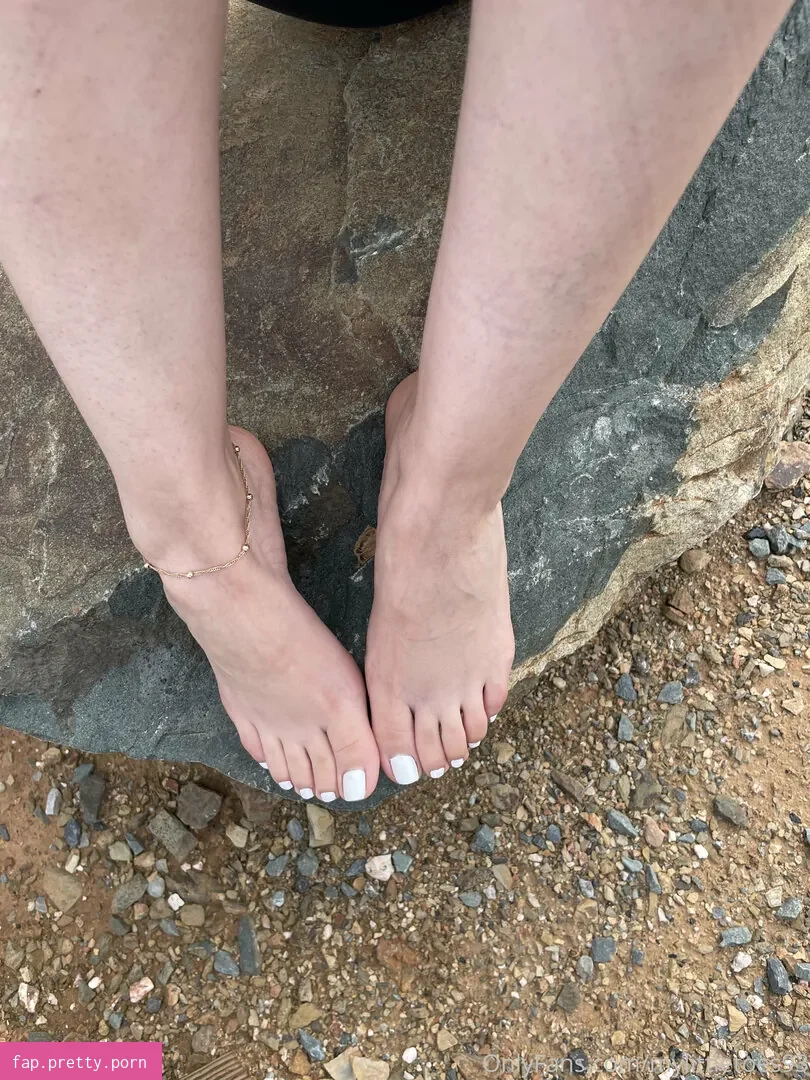 mylittletoes93 - Photo #06