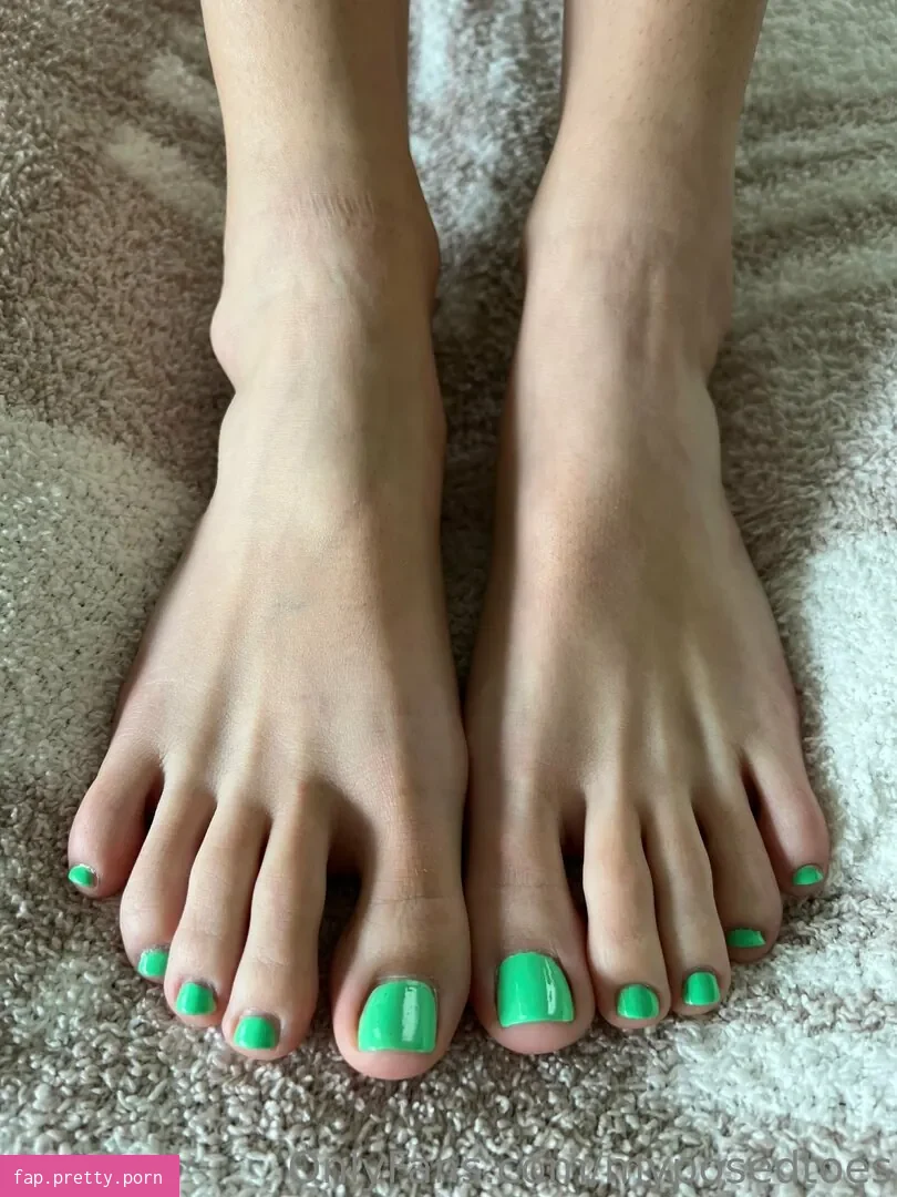 myposedtoes - Photo #27