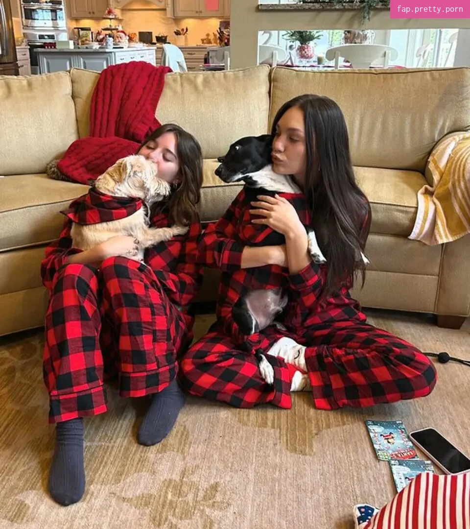 Mackenzie Ziegler - Photo #99