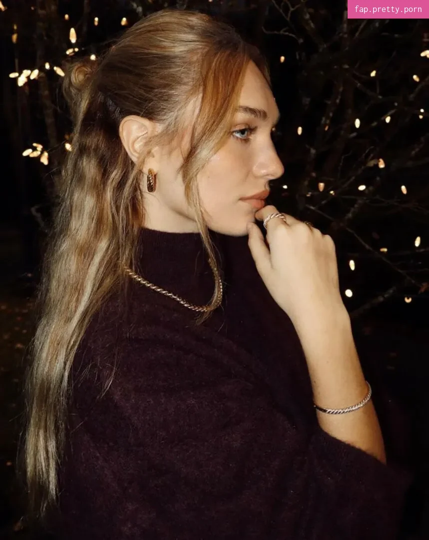Maddie Ziegler - Photo #04